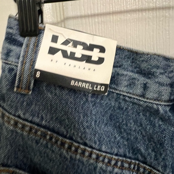 KBB by KAHLANA Women's Mid-Rise Wide
Leg 'The Kahlana Jean' - Dark Wash 8 NWT - Picture 9 of 9